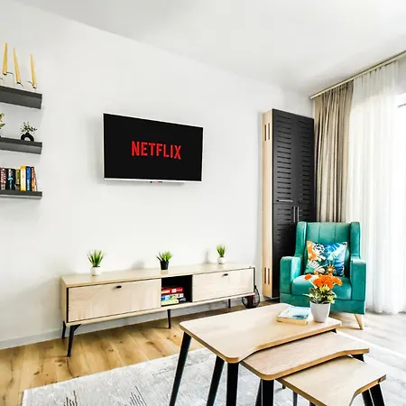 Prime Spot For 5 Full Kitchen Wi-fi Ac Apartment *